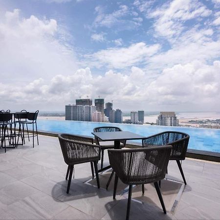 Sf Hotel Penthouse Residences Phnom Pen Exterior foto