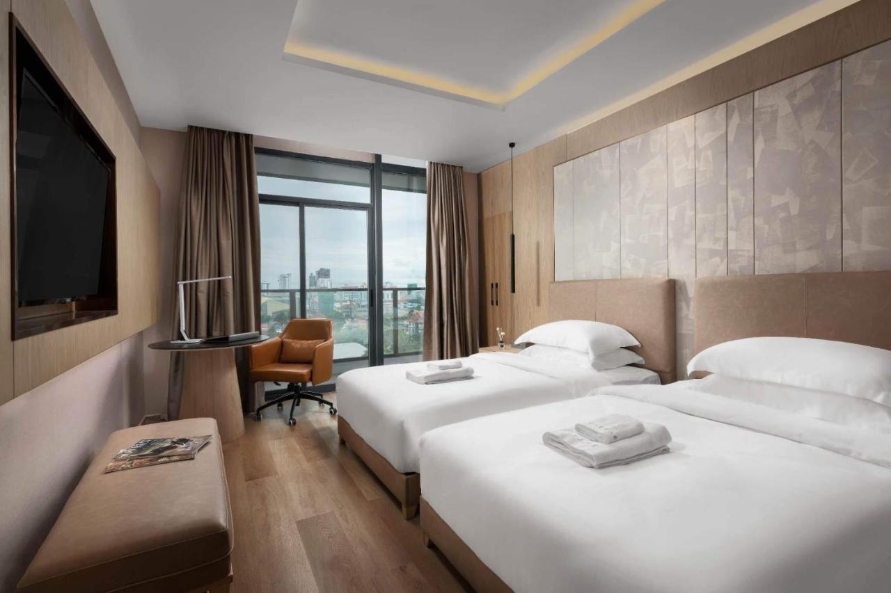 Sf Hotel Penthouse Residences Phnom Pen Exterior foto