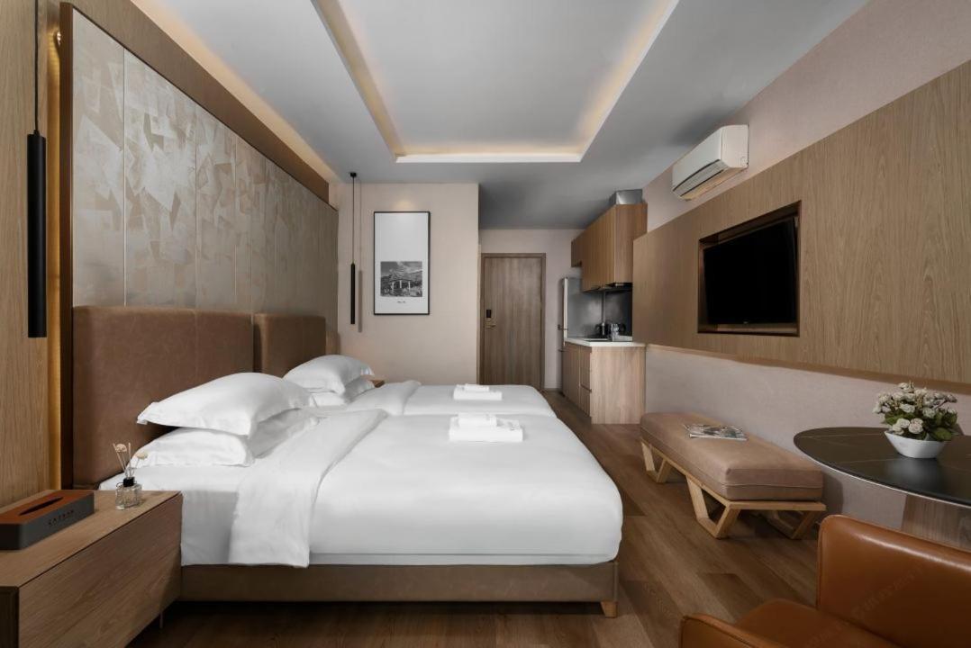 Sf Hotel Penthouse Residences Phnom Pen Exterior foto